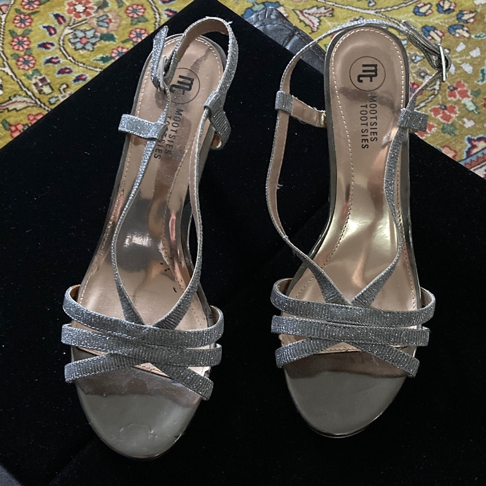 Mootsies Tootsies Glittering  SlingBack Silver Heels